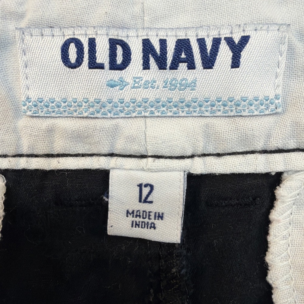 Old Navy Black Shorts Women Sz 12 Regular Cotton Stretch Chino 5" Inseam Casual - Picture 4 of 16